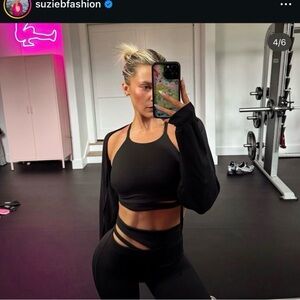Lululemon cut out set